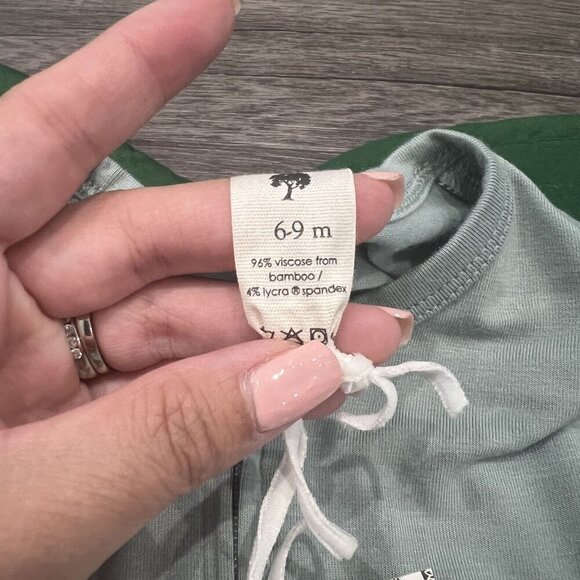 Kate Quinn Bamboo 6-9M Green Zipper Footie - Picture 4 of 4